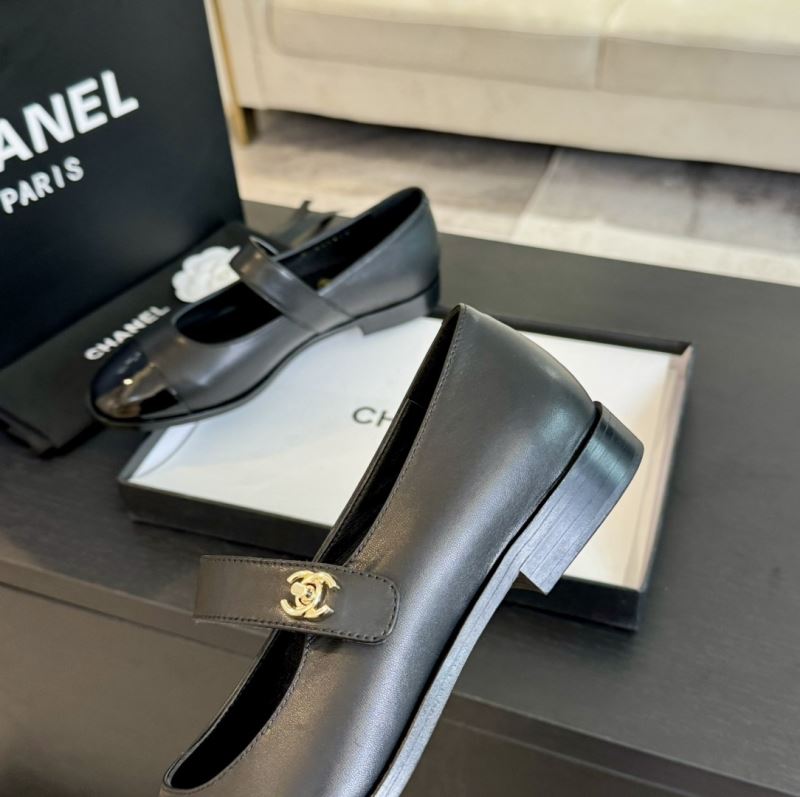 Chanel Low Shoes